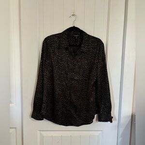 Liverpool button down blouse black and gold. Size M